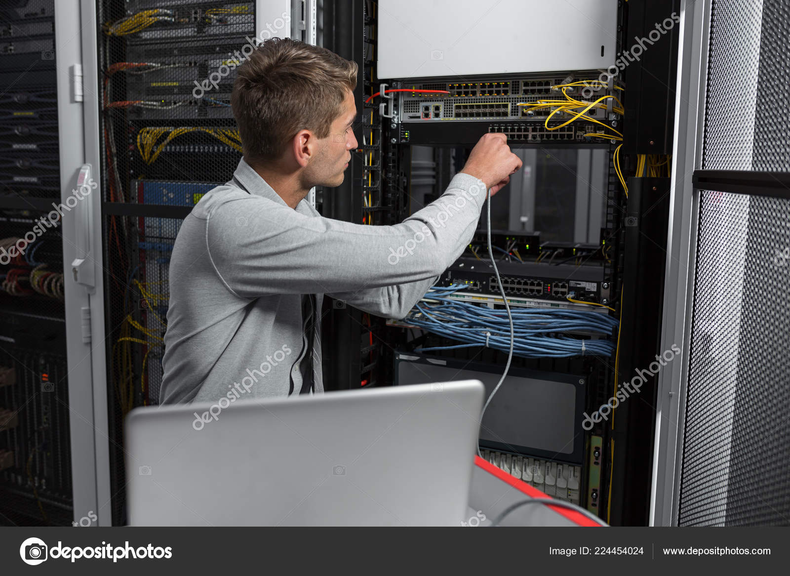 Teletechnika Slide background
